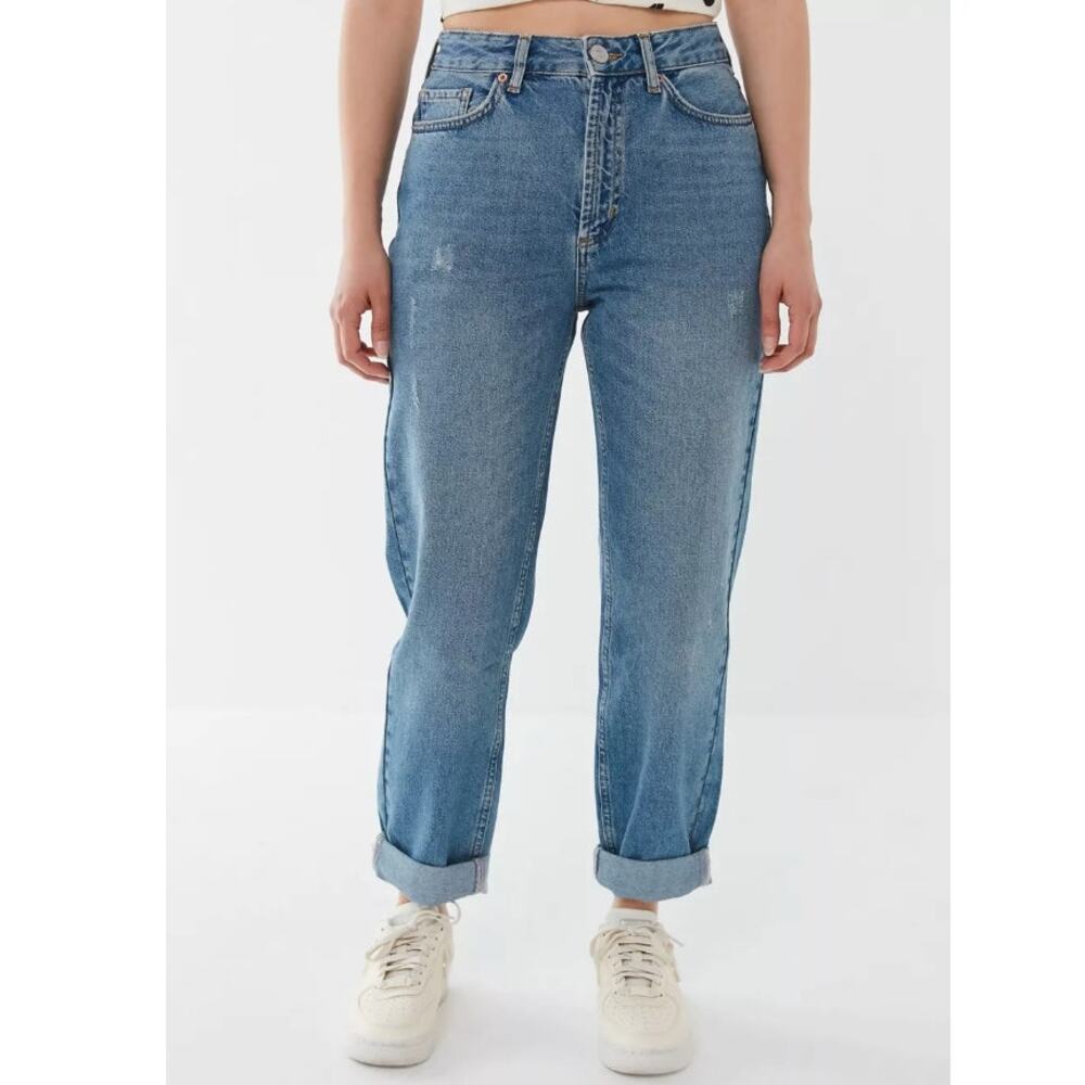 BDG Urban Outfitters Light Blue Denim Wash Distressed High Rise Mom Jeans